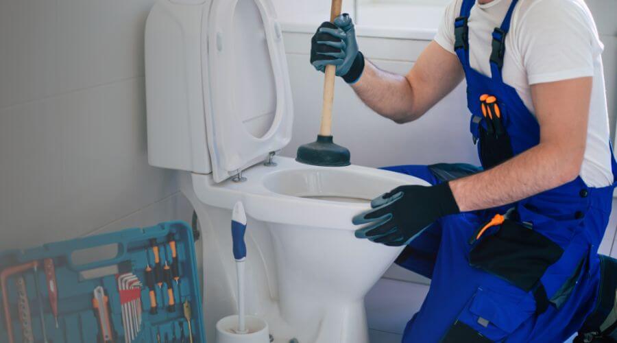Expert burst pipe repair services in Clarks Grove, MN